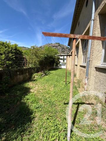Maison à vendre  8 pièces - 229 m 2   SARRAS  - 07
