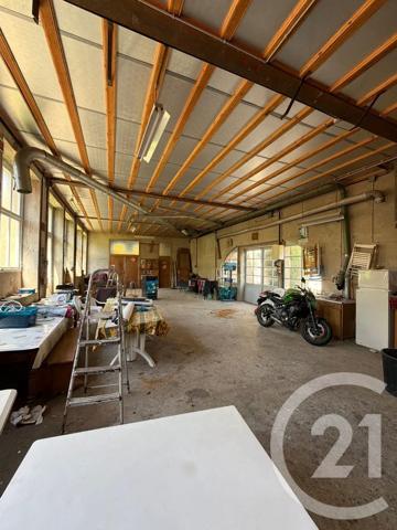 Maison à vendre  8 pièces - 229 m 2   SARRAS  - 07