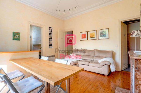 ARCACHON - Appartement de caractère avec jardin privatif au sein d'une remarquable villa Arcachonnaise