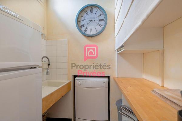 ARCACHON - Appartement de caractère avec jardin privatif au sein d'une remarquable villa Arcachonnaise