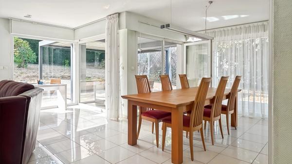 Coup de cœur de l'agence. Maison de plain-pied 165 m²