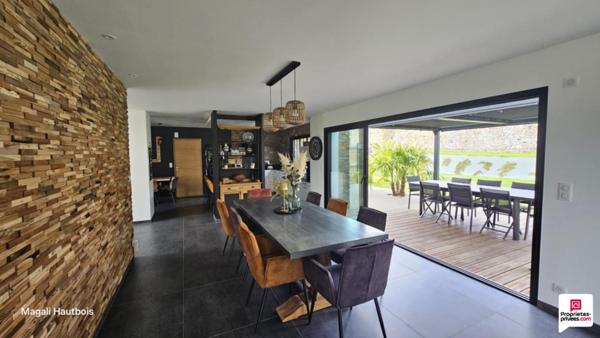 Maison aux portes de la baie du Mont Saint-Michel, 11 pièce(s) 283 m2