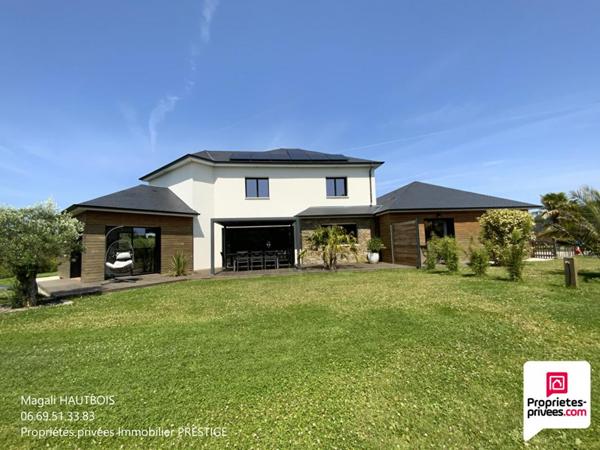 Maison aux portes de la baie du Mont Saint-Michel, 11 pièce(s) 283 m2