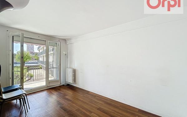 Appartement à vendre    4 pièces • 77,61 m2 Choisy-le-Roi