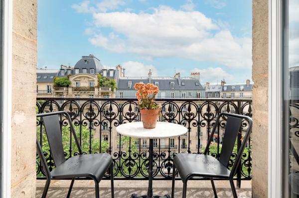 Appartement Paris 7 e - SÈVRES-BABYLONE
