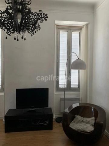 Appartement 30m2 meublé à louer T2 MARSEILLE 5EME ARRT