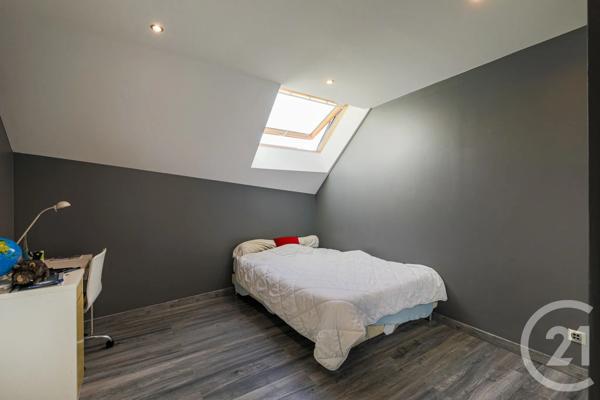 Maison à vendre  6 pièces - 270 m 2   LE GUA  - 38