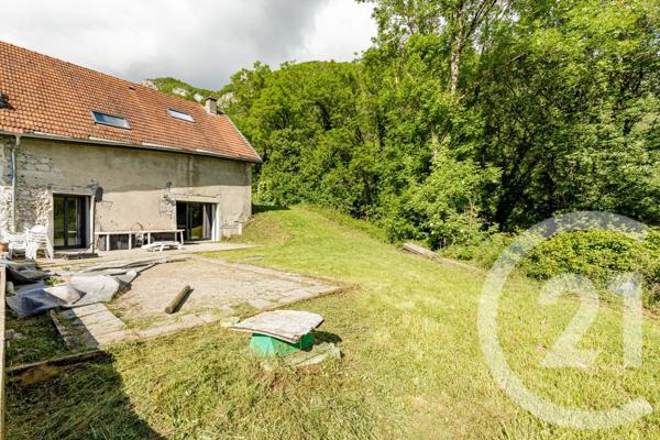 Maison à vendre  6 pièces - 270 m 2   LE GUA  - 38