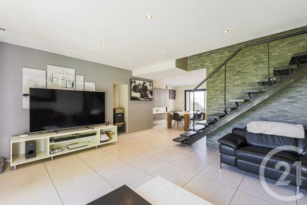 Maison à vendre  6 pièces - 270 m 2   LE GUA  - 38