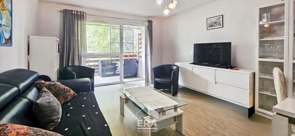 BEGLES - LYCEE VACLAV HAVEL - TRAM - Appartement T3 de 62 m² avec terrasse 12m² + 1 place de parking couverte