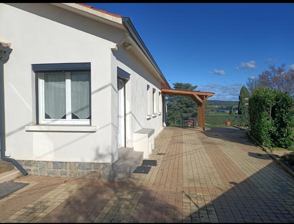 Aux portes de Béziers, très belle villa de plain pied, parcelle de 1170 m2 avec vue imprenable