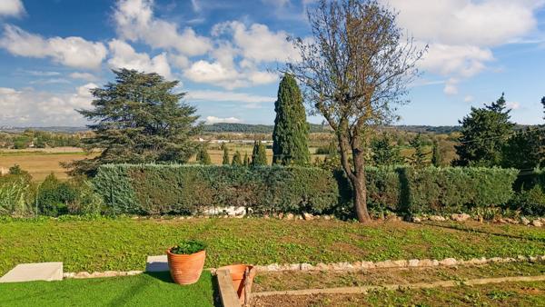 Aux portes de Béziers, très belle villa de plain pied, parcelle de 1170 m2 avec vue imprenable