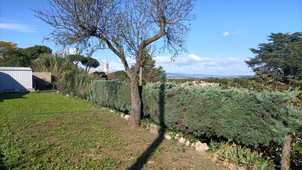 Aux portes de Béziers, très belle villa de plain pied, parcelle de 1170 m2 avec vue imprenable