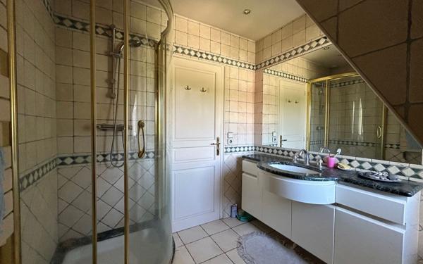 Maison à vendre    7 pièces • 187,74 m2 Gif-sur-Yvette