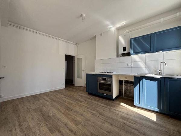 Appartement 5 pièces                                        - 42390 Villars Réf : 5117