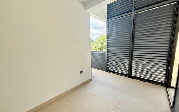 Appartement à vendre    3 pièces •  Saint-Pierre