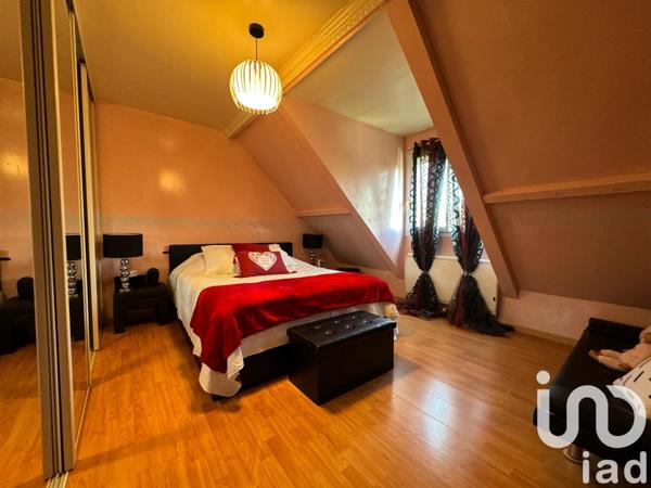Maison à vendre 6 pièces 136 m² Moret-Loing-et-Orvanne