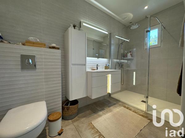 Maison à vendre 6 pièces 136 m² Moret-Loing-et-Orvanne