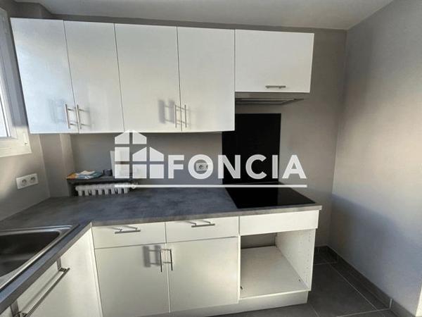 Location Appartement 4 pièces 60.2 m² - Conflans-sainte-honorine 78700