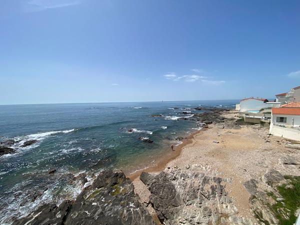 Côte sauvage Appartement T3 face mer avec accès direct plage