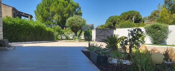 IMPOSANTE VILLA AU POTENTIEL EXCEPTIONNEL 278 M² HAB. SUR 2300 M² 730 000 €