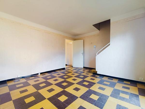 FRONTIGNAN - Maison R+1 de type 5 d'environ 85M² avec garage