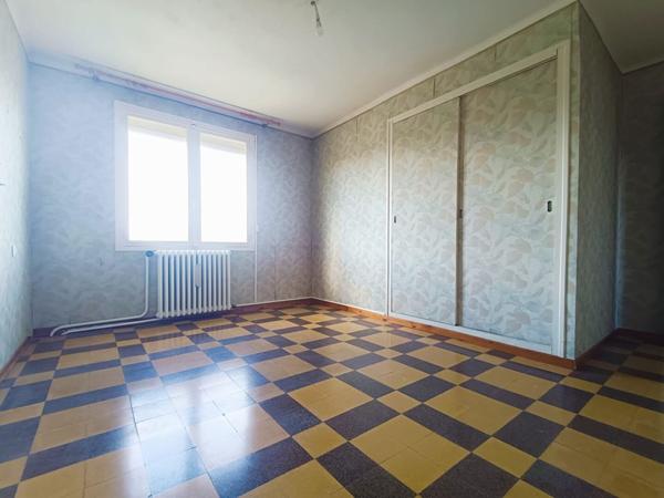 FRONTIGNAN - Maison R+1 de type 5 d'environ 85M² avec garage