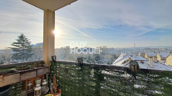 MANTES-LA-JOLIE, Appartement 3 pièces vue dégagée.