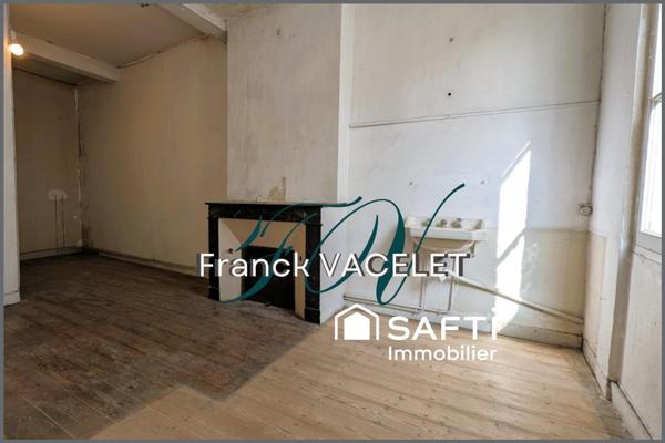 Emplacement privilégié pour une belle restauration