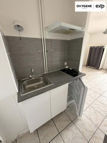 Studio 18 m² balcon, rentable, prêt à louer