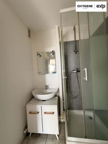 Studio 18 m² balcon, rentable, prêt à louer