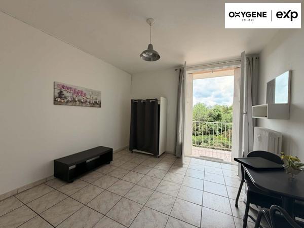 Studio 18 m² balcon, rentable, prêt à louer
