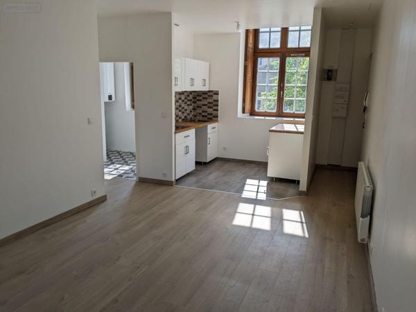 Appartement à louer à Nogent-le-Rotrou dans l'Eure-et-Loir (28400), ref : 2 SV