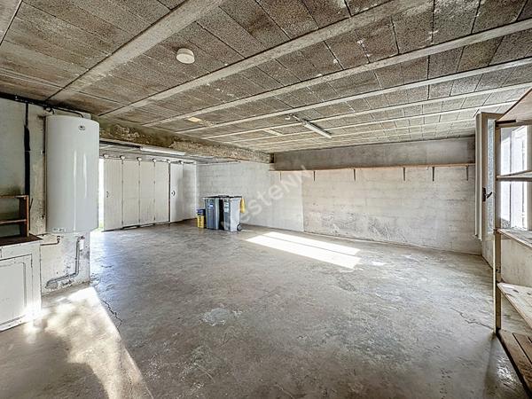 Maison spacieuse à vendre à Poitiers - Opportunité à saisir !