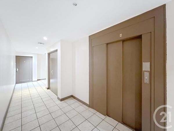 Appartement F4 à vendre  4 pièces - 79,50 m2 SENS - 89