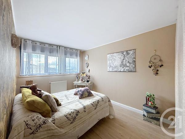 Appartement F4 à vendre  4 pièces - 79,50 m2 SENS - 89