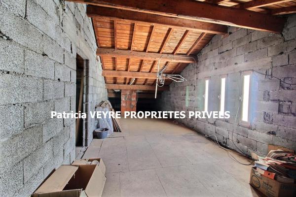 Bourg Argental (42220) Maison sur sous-sol complet 84 m² habitables plus combles sur 1 157 m² de terrain