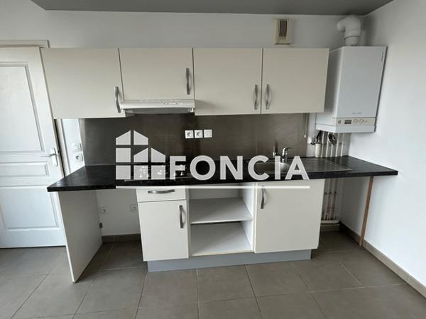 Location Appartement 2 pièces 41.75 m² - 122 RUE DU ROUET Marseille 13008