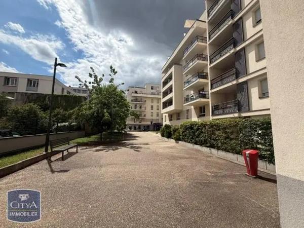 Appartement à louer 1 pièce 30.13m² Clermont-Ferrand (63000)