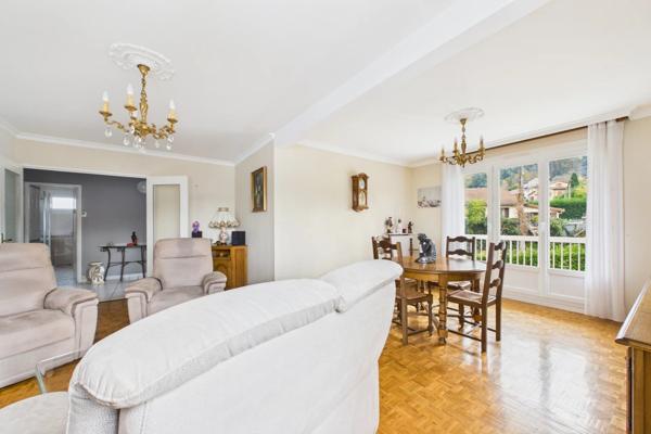 Vente Appartement 5 pièces 94 m2 à Saint-Étienne