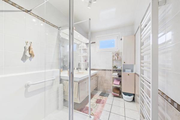 Vente Appartement 5 pièces 94 m2 à Saint-Étienne