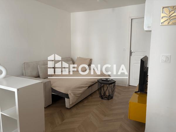 Location Studio meublé 20.54 m² - 47 Avenue Camille Pelletan Marseille 13002