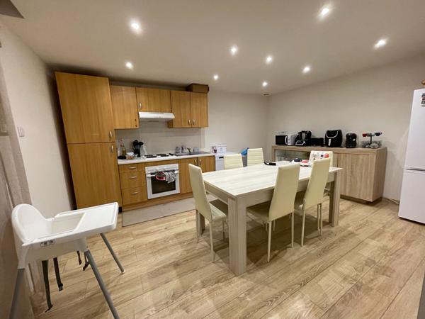 Appartement ancien Bourgbarré 4 pièce(s) 85 m2 - Hypercentre - Exposition Ouest