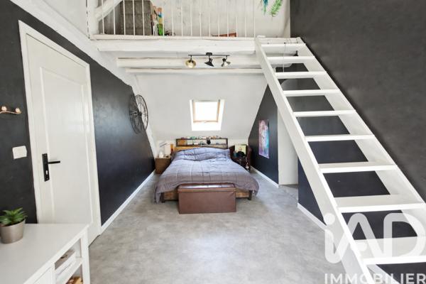 Maison à vendre 10 pièces 240 m² Bonnée