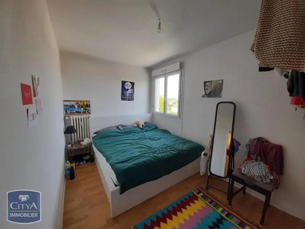 Appartement à louer 4 pièces 66.8m²