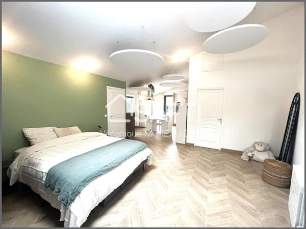 Belle maison récente atypique