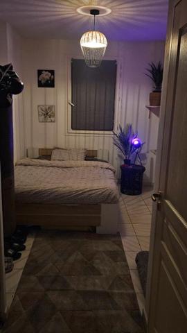Appartement T2 avec double vue Etang  et une place de parking