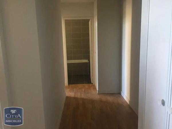 Appartement à louer 3 pièces 71.98m² Irigny (69540)
