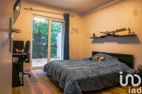 Maison 5 pièces de 120 m² à Villeneuve-de-Berg (07170)