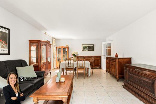 Appartement 4 pièces avec garage, parking et cave